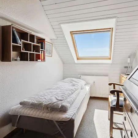 Cozy Near Beachesfishing Lägenhet Lebol