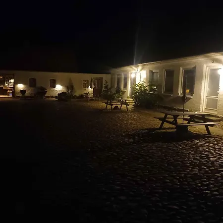 Апартаменты Cozy Near Beachesfishing *