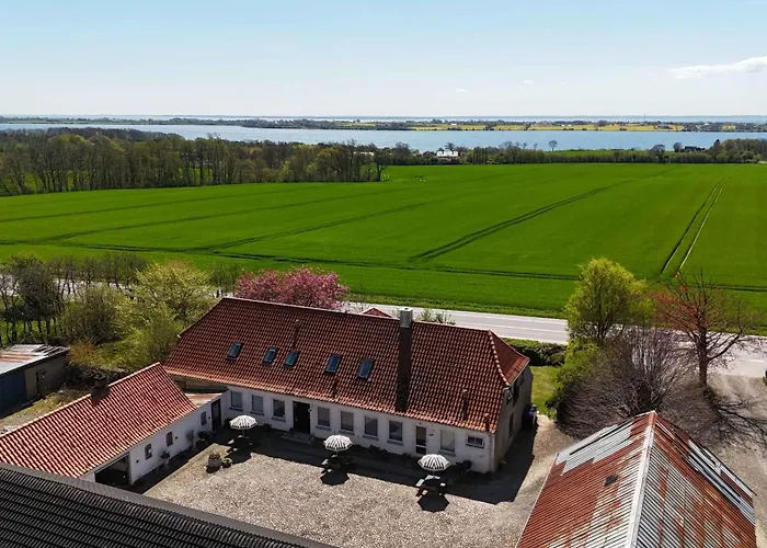 Cozy Near Beachesfishing